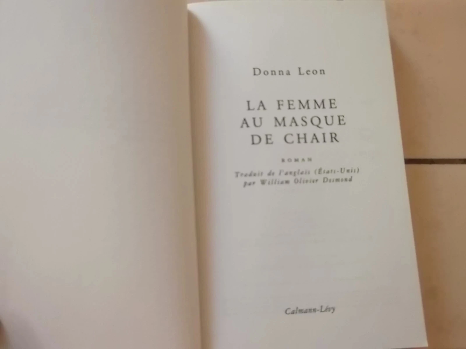 Donna Leon Books – photo 7